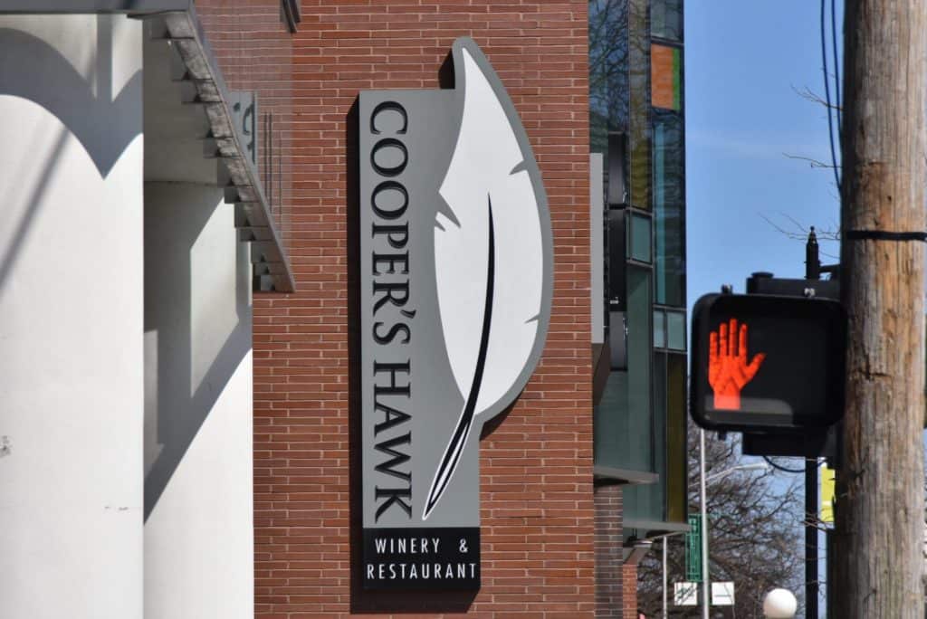 cooper's hawk winery and restaurant in oak park illinois